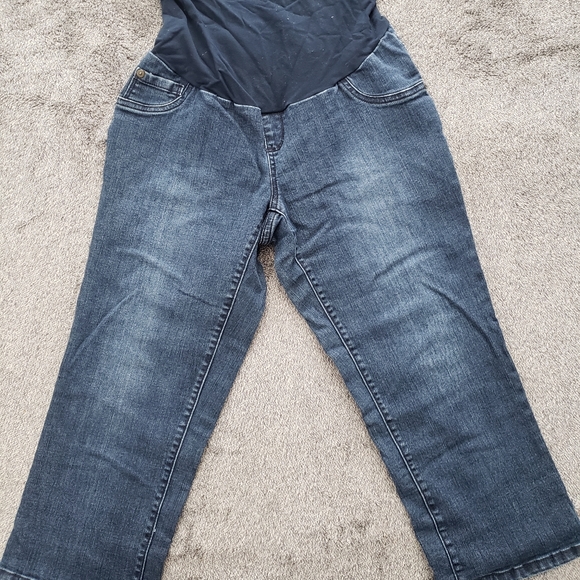 Maternity pants bundle - Picture 5 of 16